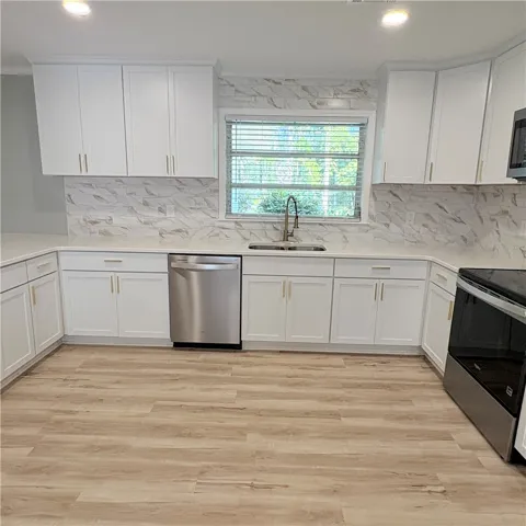 2502 13th Avenue, Valley, Alabama 36854