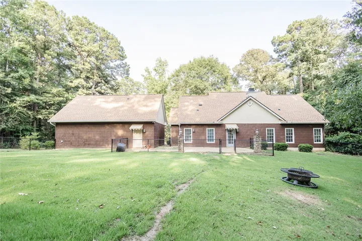 8943 Lee Road 379 N/a, Valley, Alabama 36854