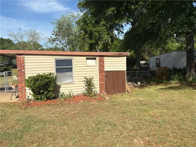 exterior view of workshop