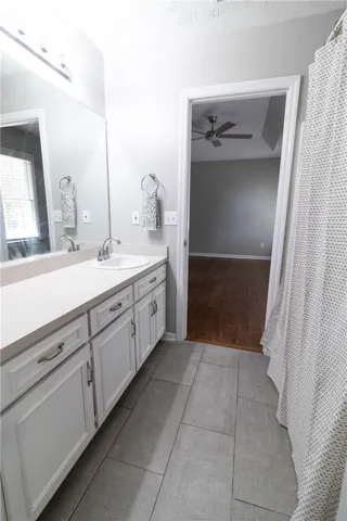 Primary bath