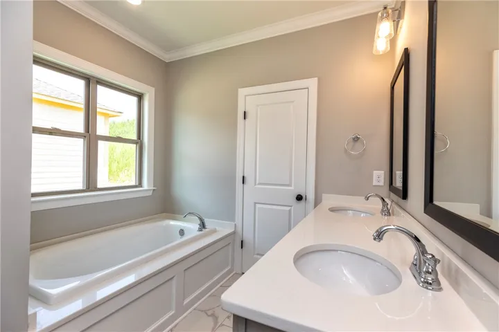 3 Burt’s Gap Road, Auburn, Alabama 36830