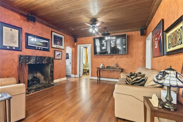 428 W Magnolia Avenue, Auburn, Alabama 36832