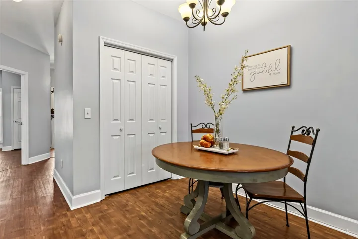 Breakfast space with dbl-door pantry!