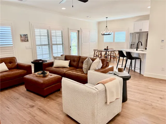 Did I tell you that the bulk of the furniture is remaining?  Move in ready!