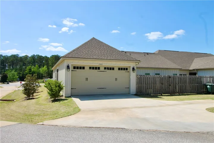 It is great having a double garage, especially as an end unit.
