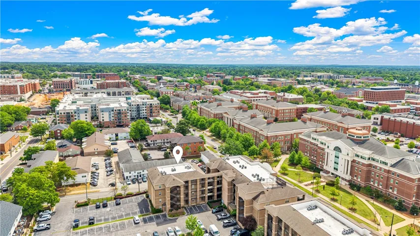 402 W Magnolia Avenue 132, Auburn, Alabama 36830