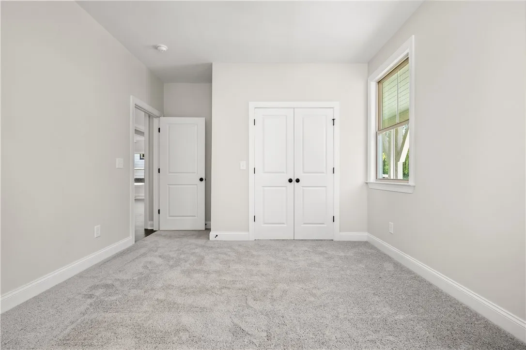 This image is of a previously built Foxglove A home, not the home for sale.