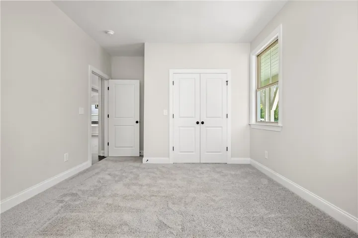 This image is of a previously built Foxglove A home, not the home for sale.
