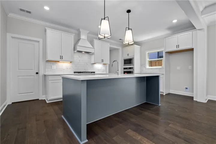 This image is of a previously built Foxglove A home, not the home for sale.
