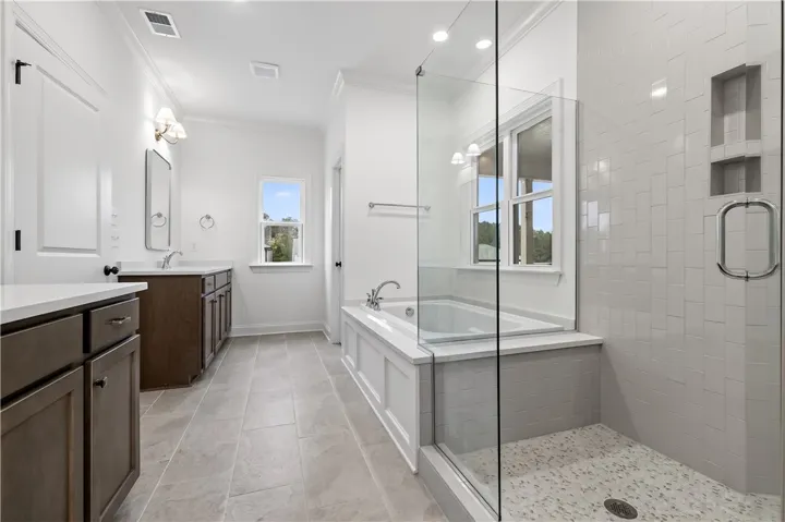 4 James Burt Parkway, Auburn, Alabama 36830