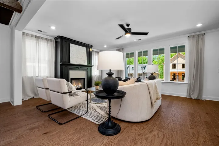 5 James Burt Parkway, Auburn, Alabama 36830