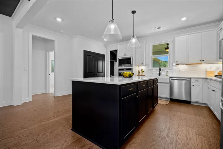 5 James Burt Parkway, Auburn, Alabama 36830