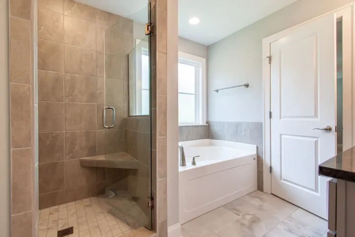 1835 Hidden Lakes Drive, Opelika, Alabama 36801