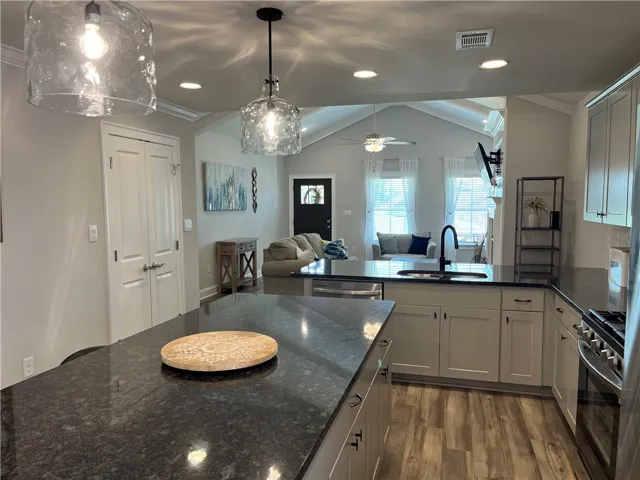 1835 Hidden Lakes Drive, Opelika, Alabama 36801