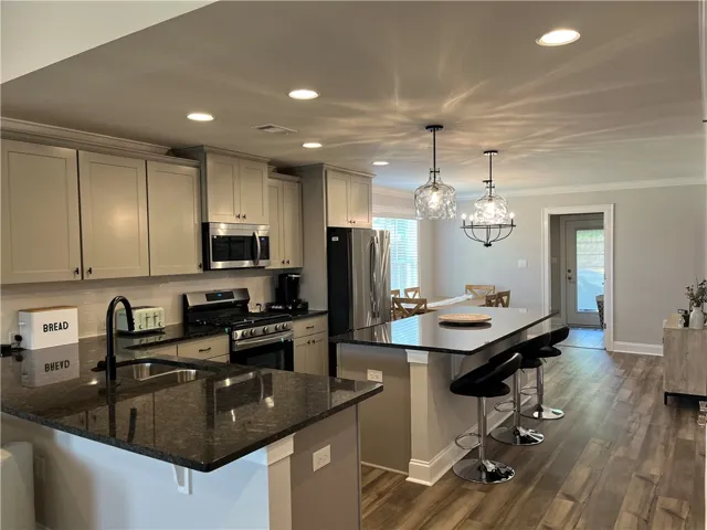 1835 Hidden Lakes Drive, Opelika, Alabama 36801