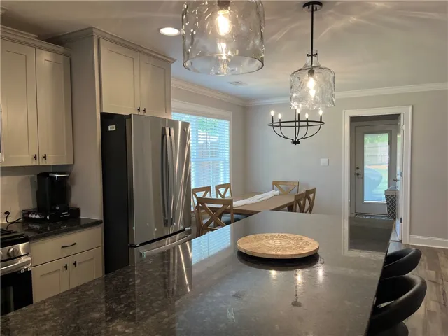 1835 Hidden Lakes Drive, Opelika, Alabama 36801