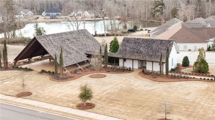 1835 Hidden Lakes Drive, Opelika, Alabama 36801