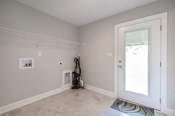 1835 Hidden Lakes Drive, Opelika, Alabama 36801