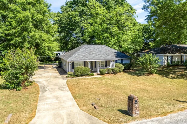 128 Lee Road 918
