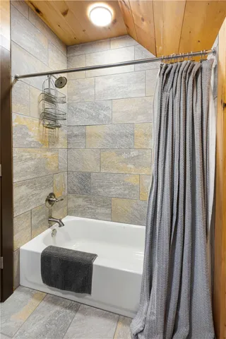 81 Forest Road, Notasulga, Alabama 36866