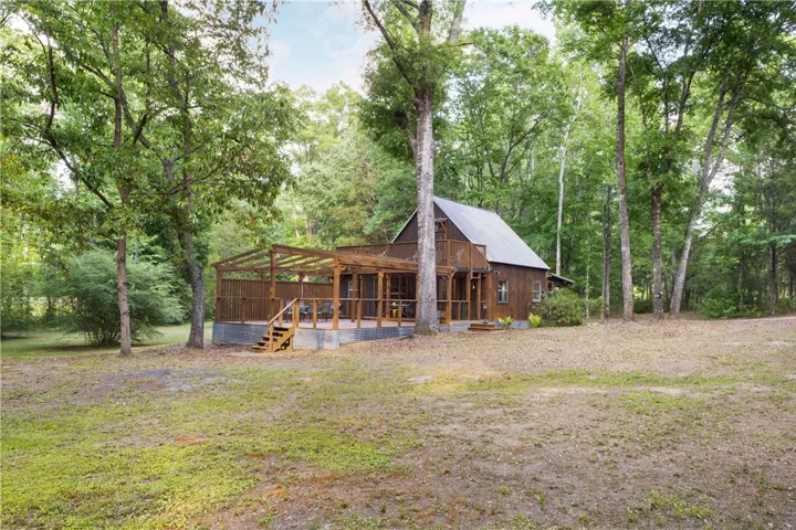 81 Forest Road, Notasulga, Alabama 36866