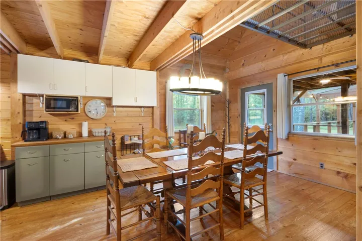 81 Forest Road, Notasulga, Alabama 36866