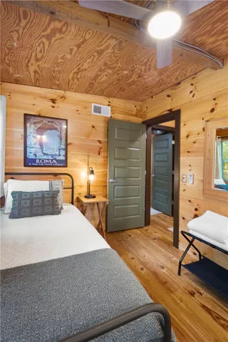 81 Forest Road, Notasulga, Alabama 36866