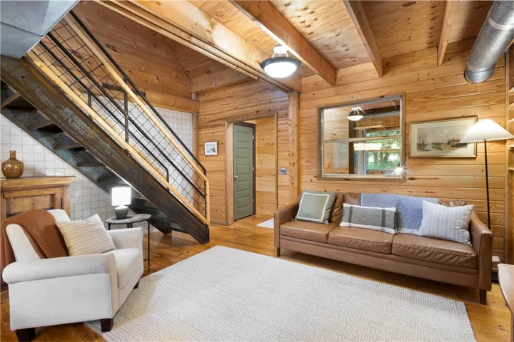 81 Forest Road, Notasulga, Alabama 36866