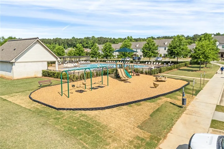This community offers a pool and a vibrant playground, perfect for leisure and recreation.
