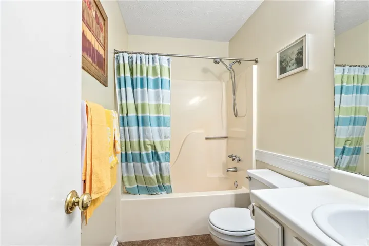 835 Twin Forks Avenue, Auburn, Alabama 36830