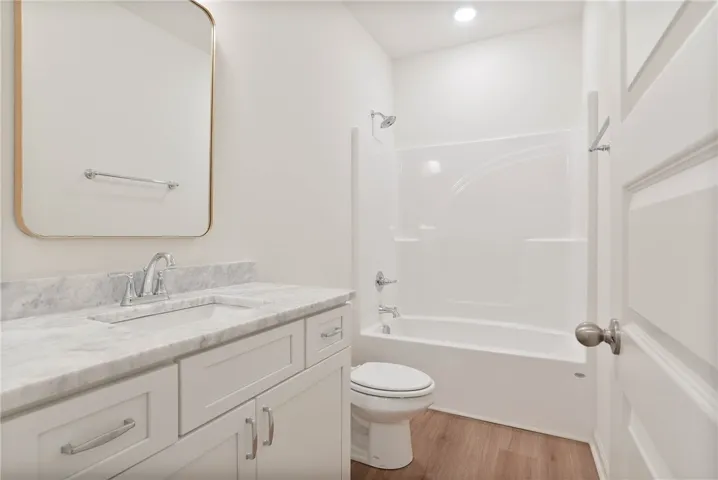 EXAMPLE PHOTOS of completed Hayden Floor plan