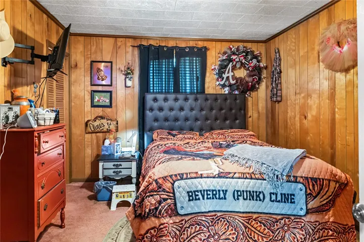 This cozy room offers a welcoming atmosphere, perfect for rest and relaxation.