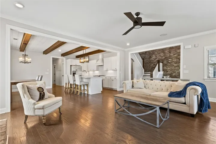 Sold fully and attractively furnished and accessorized
