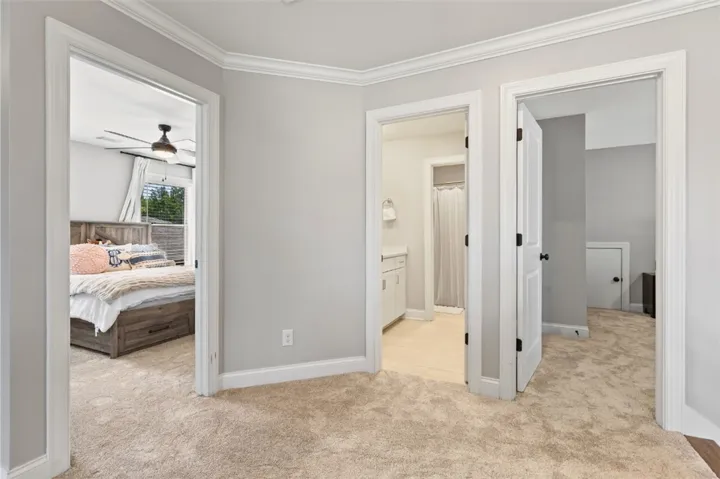 Two upstairs bedroom connected by a true jack-n-jill bath