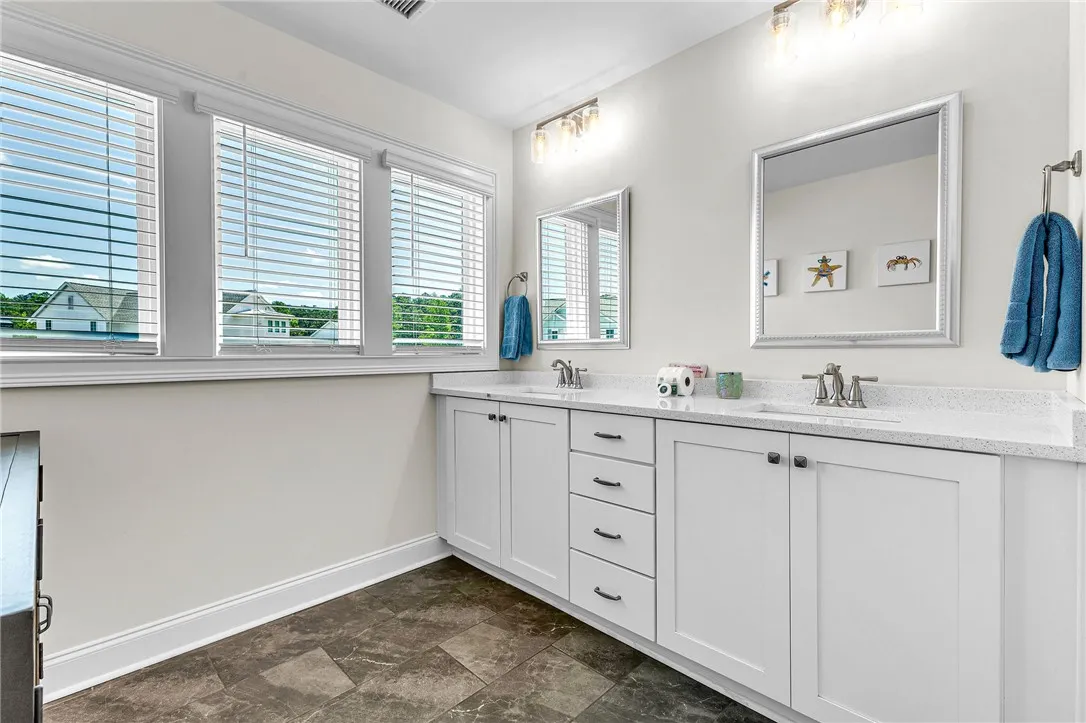 Upstairs bathroom