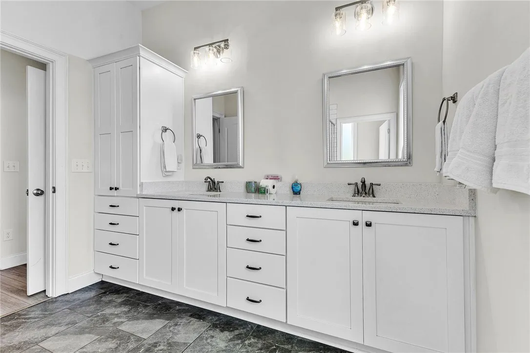 Primary bath