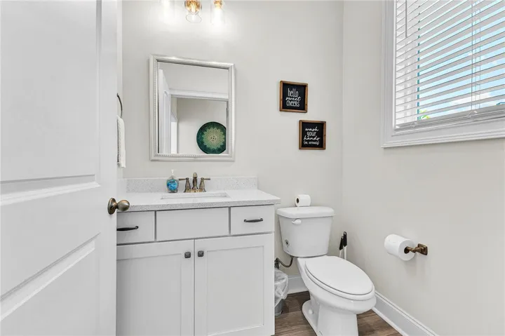 1/2 bath
