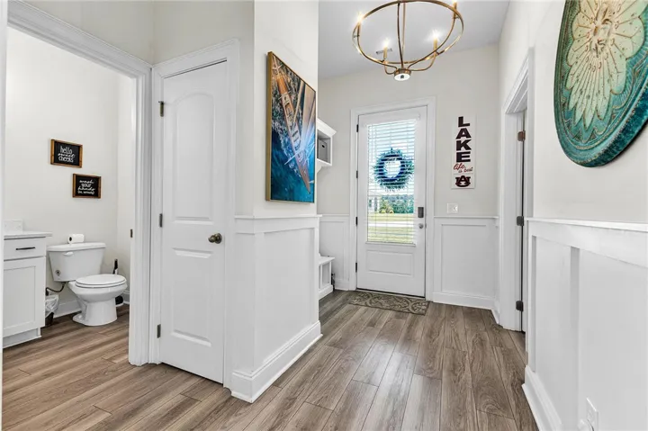 1/2 bath