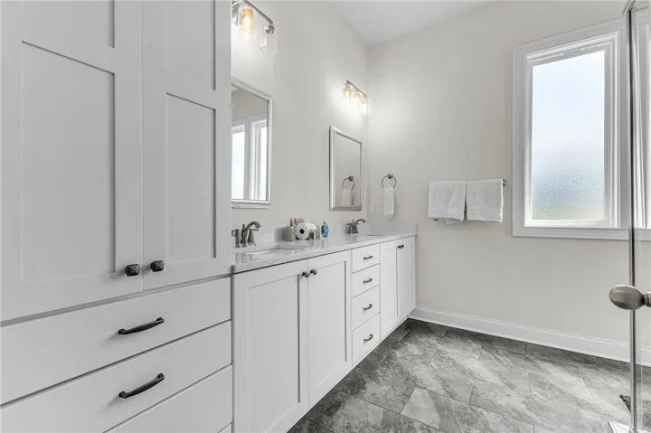 Primary bath