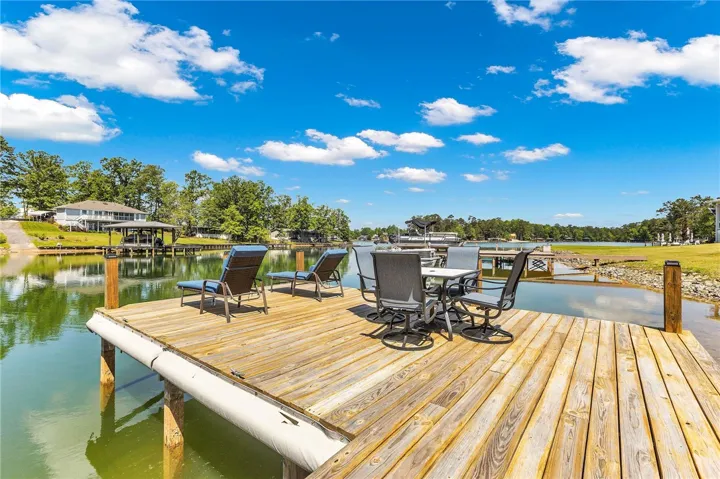 Dock