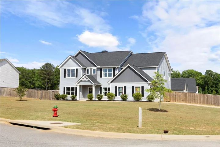 1001 Sawyer Drive, Opelika, Alabama 36801