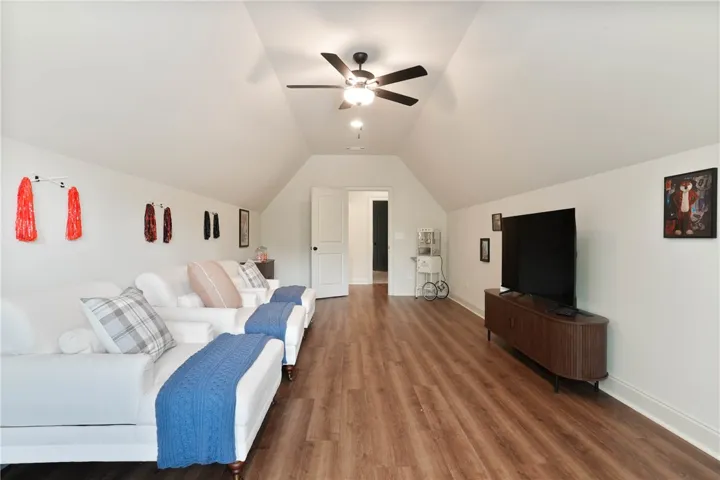 Example of Hunter A Floorplan - Model Home Photos