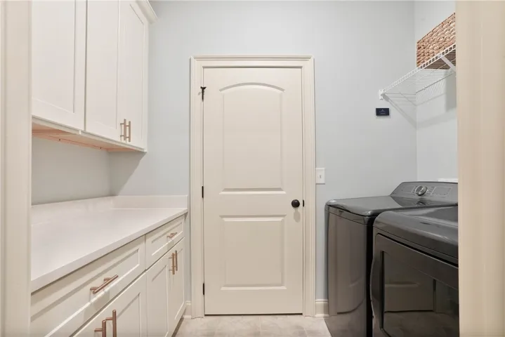 Example of Hunter A Floorplan - Model Home Photos