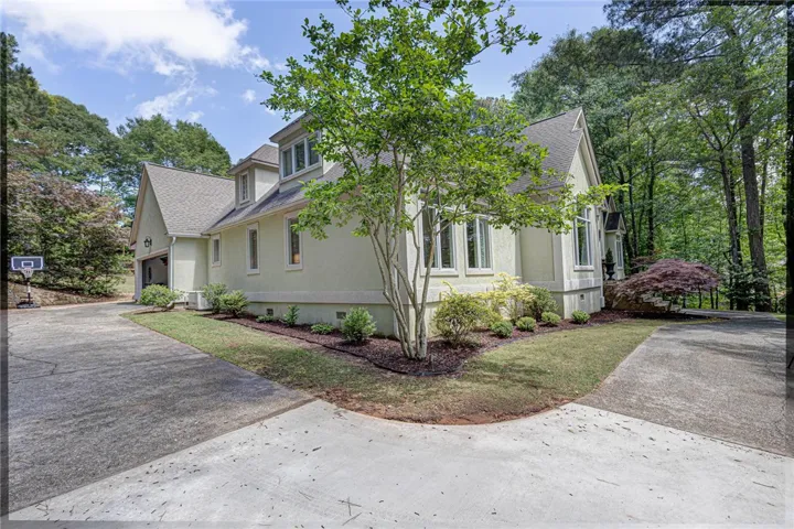 682 Moores Mill Drive, Auburn, Alabama 36830