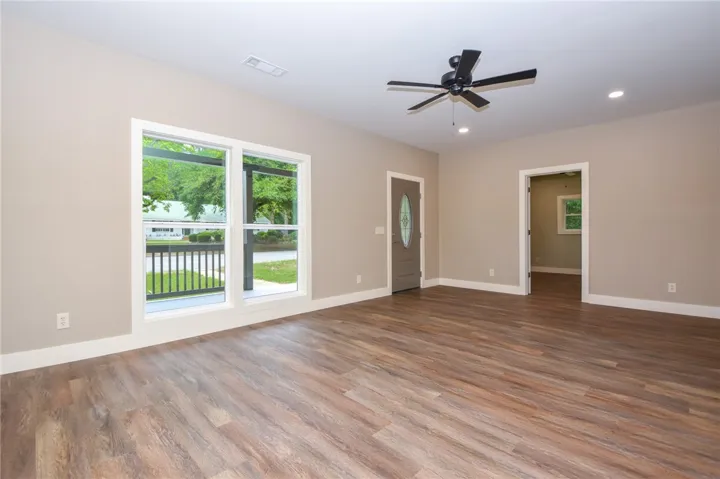 923 W Bridge Street, Wetumpka, Alabama 36092