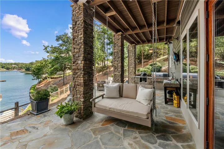 Terrace Level Outdoor