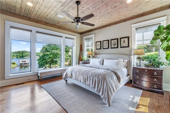 Primary Bedroom Main Level