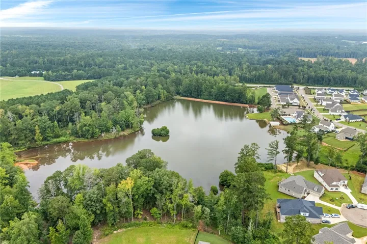 Hidden Lakes is situated around a beautiful body of water.