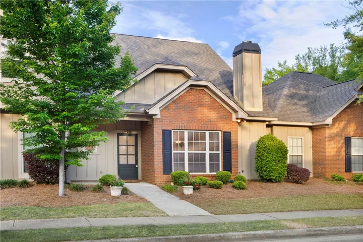 1630 Academy Drive 608, Auburn, Alabama 36830