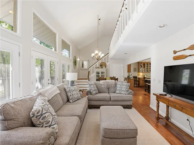 Generous living space bathed in natural light, ideal for relaxation or entertaining.